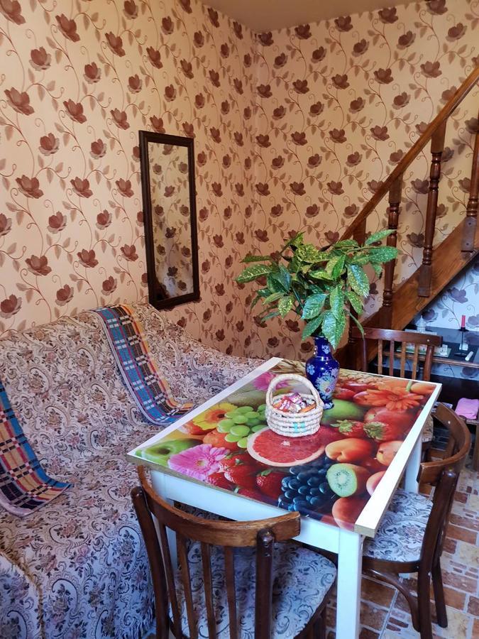 2 Santeli Turn Guest House Tbilisi Ngoại thất bức ảnh