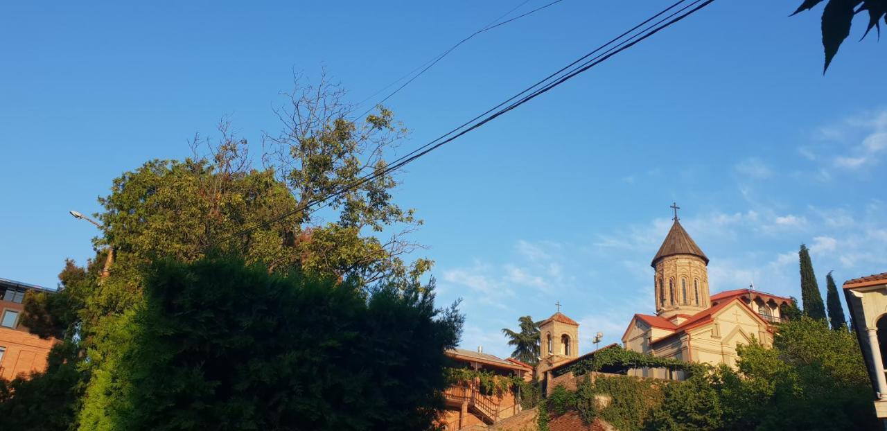 2 Santeli Turn Guest House Tbilisi Ngoại thất bức ảnh